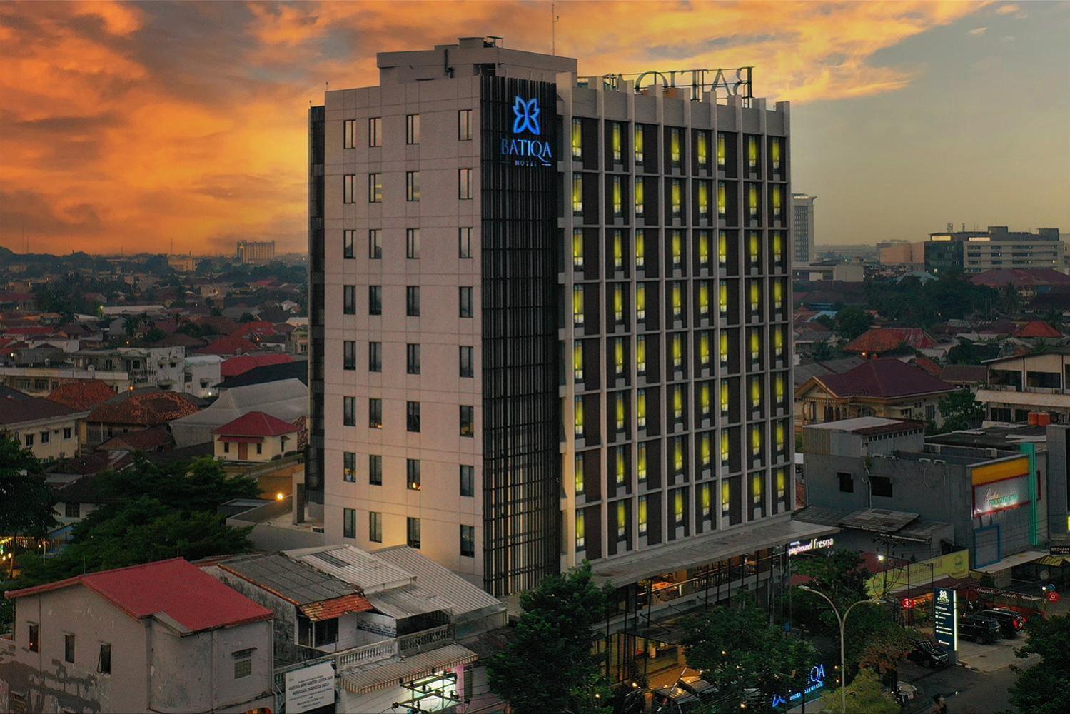 Batiqa Hotel Palembang Exterior foto