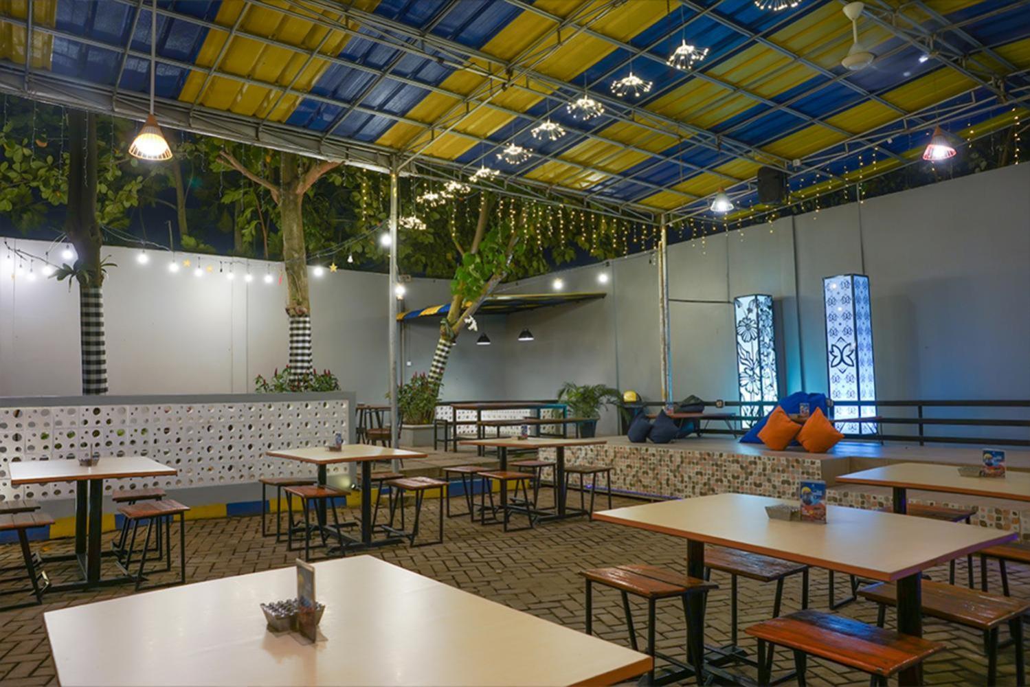Batiqa Hotel Palembang Exterior foto