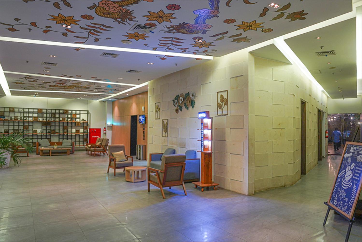 Batiqa Hotel Palembang Exterior foto