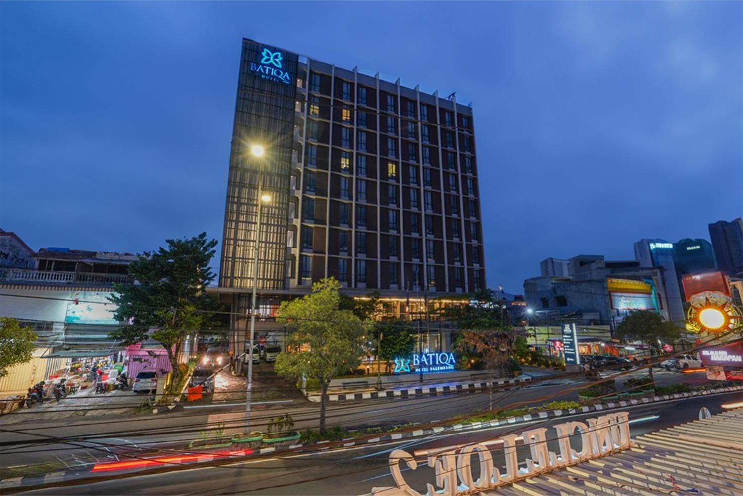 Batiqa Hotel Palembang Exterior foto